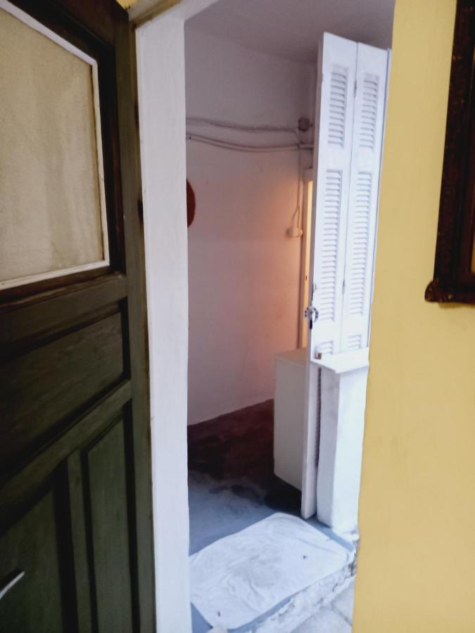 Στην Αυλή Της Ράχης Kalamata Exterior foto